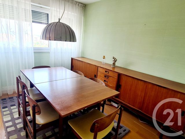 Afficher la photo en grand Appartement F4 à vendre - 4 pièces - 75.0 m2 - CRETEIL - 94 - ILE-DE-FRANCE - Century 21 Acv