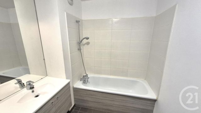 Appartement F3 à vendre - 3 pièces - 63.0 m2 - CRETEIL - 94 - ILE-DE-FRANCE - Century 21 Acv