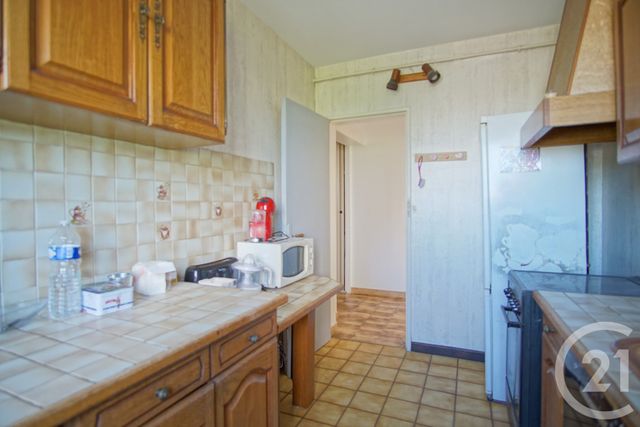 Afficher la photo en grand Appartement F3 à vendre - 3 pièces - 56.59 m2 - CRETEIL - 94 - ILE-DE-FRANCE - Century 21 Acv