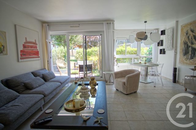 Afficher la photo en grand Appartement F3 à vendre - 3 pièces - 76.61 m2 - CRETEIL - 94 - ILE-DE-FRANCE - Century 21 Acv