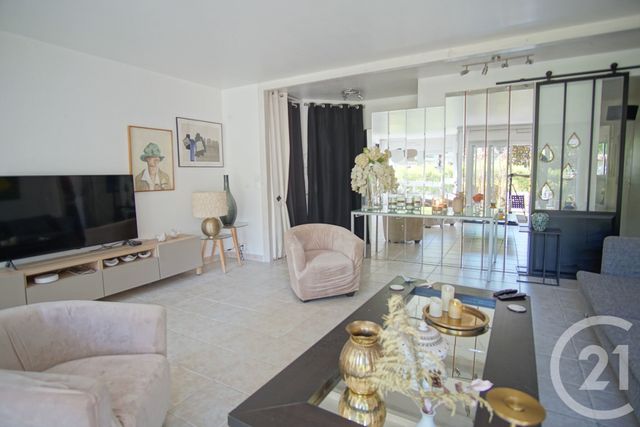 Afficher la photo en grand Appartement F3 à vendre - 3 pièces - 76.61 m2 - CRETEIL - 94 - ILE-DE-FRANCE - Century 21 Acv