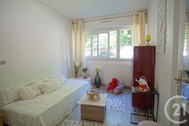 Afficher la photo en grand Appartement F3 à vendre - 3 pièces - 76.61 m2 - CRETEIL - 94 - ILE-DE-FRANCE - Century 21 Acv