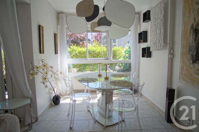 Afficher la photo en grand Appartement F3 à vendre - 3 pièces - 76.61 m2 - CRETEIL - 94 - ILE-DE-FRANCE - Century 21 Acv