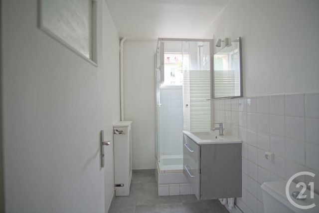 Afficher la photo en grand Appartement F2 à vendre - 2 pièces - 38.0 m2 - CRETEIL - 94 - ILE-DE-FRANCE - Century 21 Acv