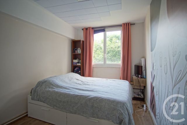 Afficher la photo en grand Appartement F3 à vendre - 3 pièces - 57.01 m2 - CRETEIL - 94 - ILE-DE-FRANCE - Century 21 Acv