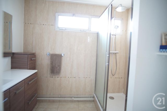 Appartement F4 à vendre - 4 pièces - 91.79 m2 - CRETEIL - 94 - ILE-DE-FRANCE - Century 21 Acv