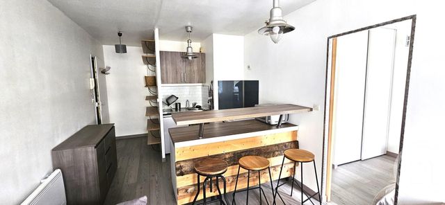 Appartement F2 à vendre - 2 pièces - 31.0 m2 - THIAIS - 94 - ILE-DE-FRANCE - Century 21 Acv