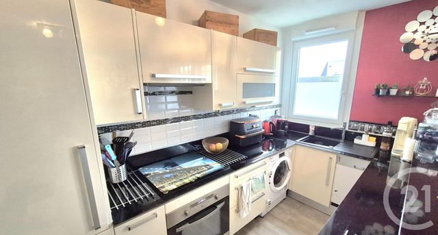 Appartement F2 à vendre - 2 pièces - 47.0 m2 - CRETEIL - 94 - ILE-DE-FRANCE - Century 21 Acv