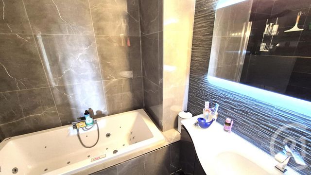 Appartement F4 à vendre - 4 pièces - 95.0 m2 - CRETEIL - 94 - ILE-DE-FRANCE - Century 21 Acv