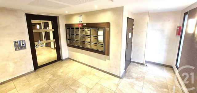 Appartement F2 à vendre - 2 pièces - 38.0 m2 - CRETEIL - 94 - ILE-DE-FRANCE - Century 21 Acv