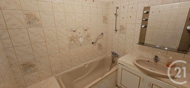 Appartement F4 à vendre - 4 pièces - 90.0 m2 - CRETEIL - 94 - ILE-DE-FRANCE - Century 21 Acv