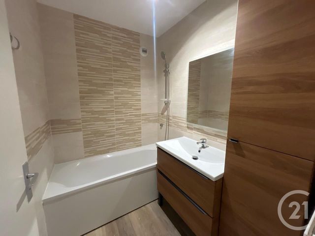 Appartement F4 à vendre - 4 pièces - 78.74 m2 - BONNEUIL SUR MARNE - 94 - ILE-DE-FRANCE - Century 21 Acv