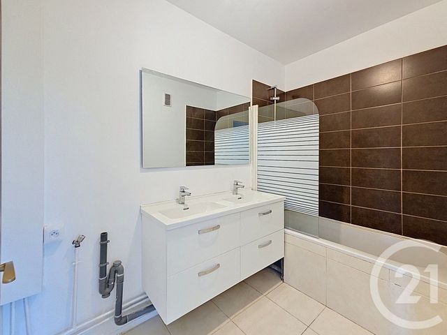 Appartement F3 à vendre - 3 pièces - 60.36 m2 - CRETEIL - 94 - ILE-DE-FRANCE - Century 21 Acv