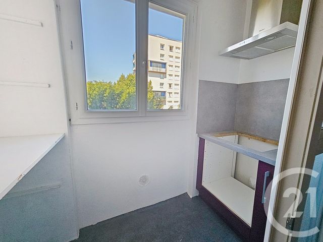 Appartement F3 à vendre - 3 pièces - 60.36 m2 - CRETEIL - 94 - ILE-DE-FRANCE - Century 21 Acv