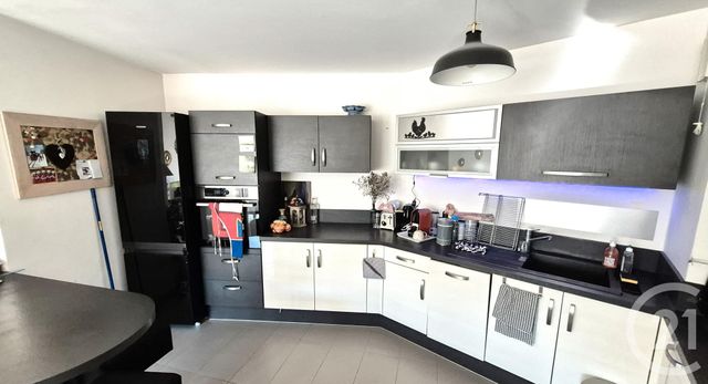 Appartement F2 à vendre - 2 pièces - 50.0 m2 - CRETEIL - 94 - ILE-DE-FRANCE - Century 21 Acv