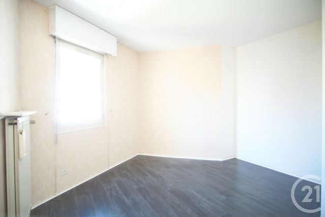 Appartement F4 à vendre - 4 pièces - 82.14 m2 - CRETEIL - 94 - ILE-DE-FRANCE - Century 21 Acv