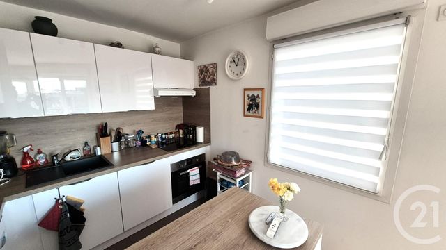 Appartement F3 à vendre - 3 pièces - 62.0 m2 - CRETEIL - 94 - ILE-DE-FRANCE - Century 21 Acv