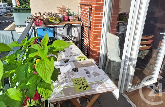 Appartement F3 à vendre - 3 pièces - 62.0 m2 - CRETEIL - 94 - ILE-DE-FRANCE - Century 21 Acv