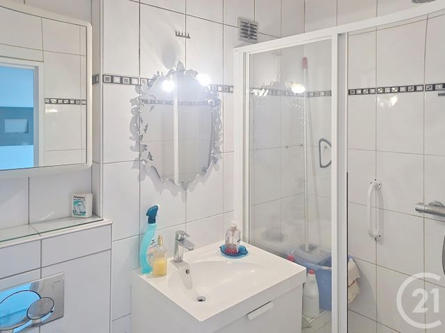Appartement F2 à vendre - 2 pièces - 41.03 m2 - CRETEIL - 94 - ILE-DE-FRANCE - Century 21 Acv