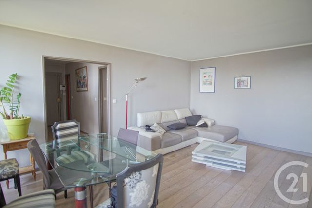 Appartement F3 à vendre - 3 pièces - 74.0 m2 - CRETEIL - 94 - ILE-DE-FRANCE - Century 21 Acv
