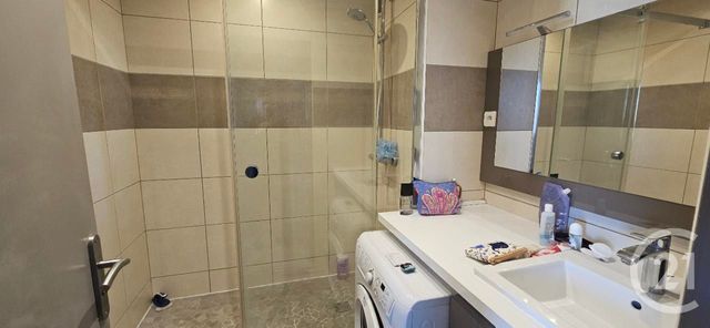 Appartement F3 à vendre - 3 pièces - 74.0 m2 - CRETEIL - 94 - ILE-DE-FRANCE - Century 21 Acv