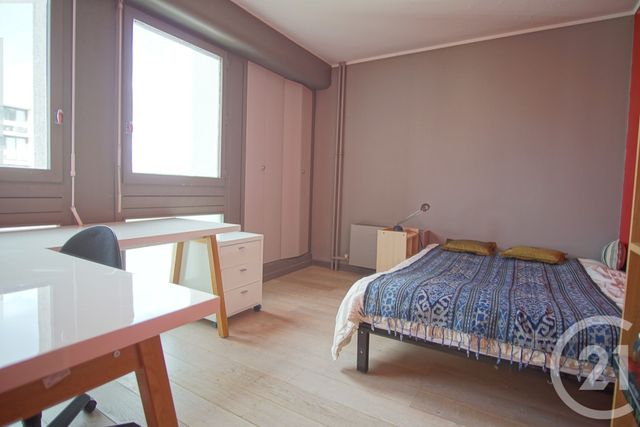 Appartement F3 à vendre - 3 pièces - 74.0 m2 - CRETEIL - 94 - ILE-DE-FRANCE - Century 21 Acv