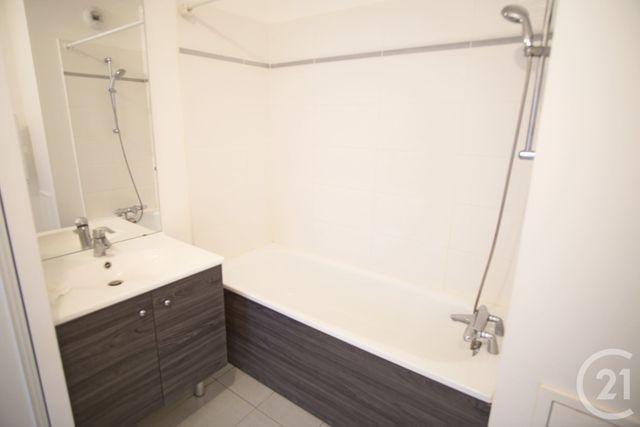 Appartement F1 à vendre - 1 pièce - 24.72 m2 - CRETEIL - 94 - ILE-DE-FRANCE - Century 21 Acv