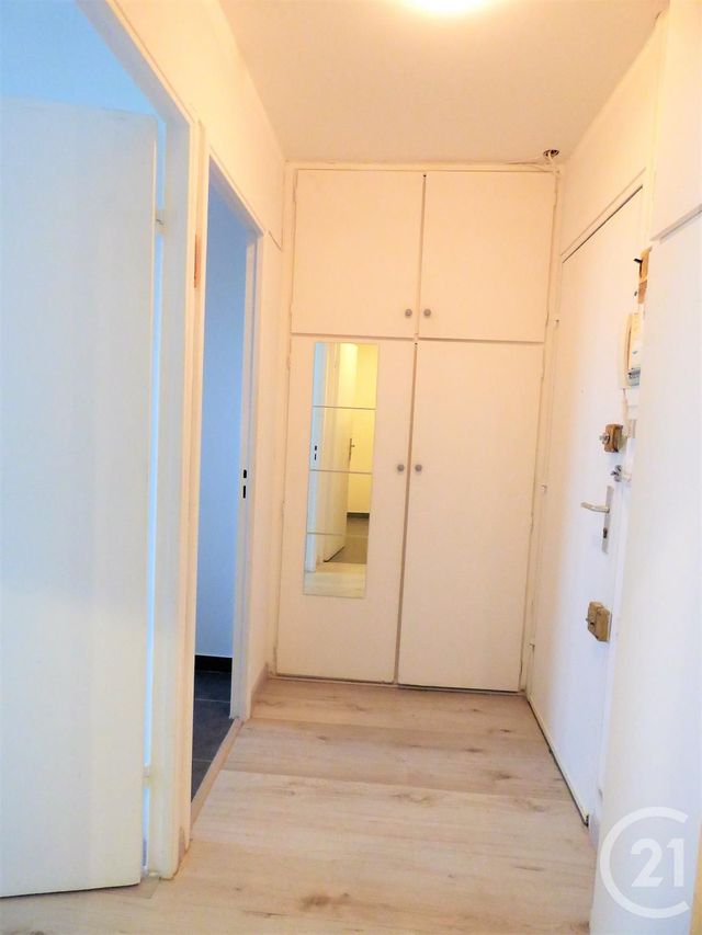 Appartement F1 à louer - 1 pièce - 30.26 m2 - THIAIS - 94 - ILE-DE-FRANCE - Century 21 Acv
