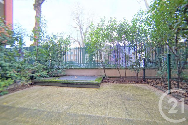 Appartement F1 à louer - 1 pièce - 30.36 m2 - CHOISY LE ROI - 94 - ILE-DE-FRANCE - Century 21 Acv