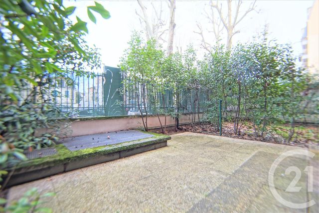 Appartement F1 à louer - 1 pièce - 30.36 m2 - CHOISY LE ROI - 94 - ILE-DE-FRANCE - Century 21 Acv