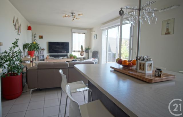 Appartement F3 à vendre - 3 pièces - 68.0 m2 - CRETEIL - 94 - ILE-DE-FRANCE - Century 21 Acv