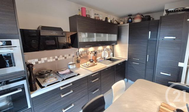 Appartement F3 à vendre - 3 pièces - 68.0 m2 - CRETEIL - 94 - ILE-DE-FRANCE - Century 21 Acv