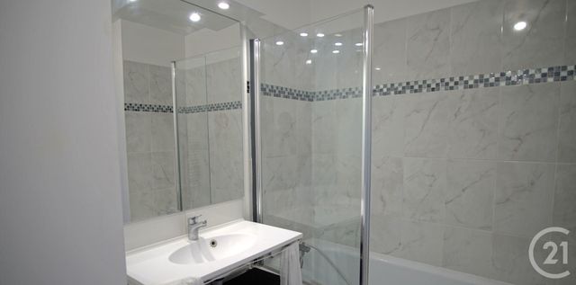 Appartement F2 à vendre - 2 pièces - 41.0 m2 - CRETEIL - 94 - ILE-DE-FRANCE - Century 21 Acv