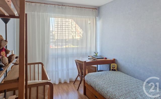 Appartement F4 à vendre - 4 pièces - 81.0 m2 - CRETEIL - 94 - ILE-DE-FRANCE - Century 21 Acv