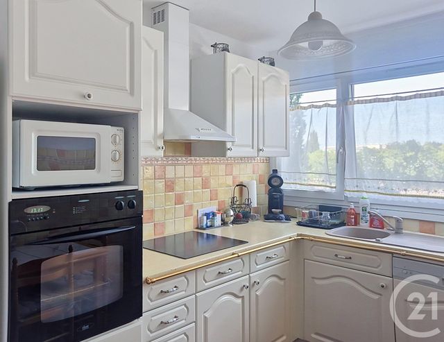 Appartement F4 à vendre - 4 pièces - 81.0 m2 - CRETEIL - 94 - ILE-DE-FRANCE - Century 21 Acv