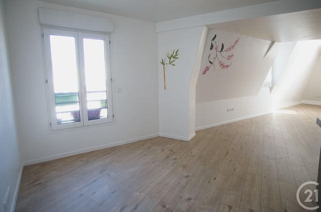 Appartement F4 à vendre - 4 pièces - 75.0 m2 - CRETEIL - 94 - ILE-DE-FRANCE - Century 21 Acv