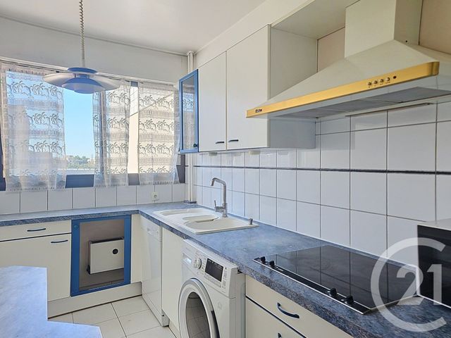 Appartement F3 à vendre - 3 pièces - 85.0 m2 - CRETEIL - 94 - ILE-DE-FRANCE - Century 21 Acv