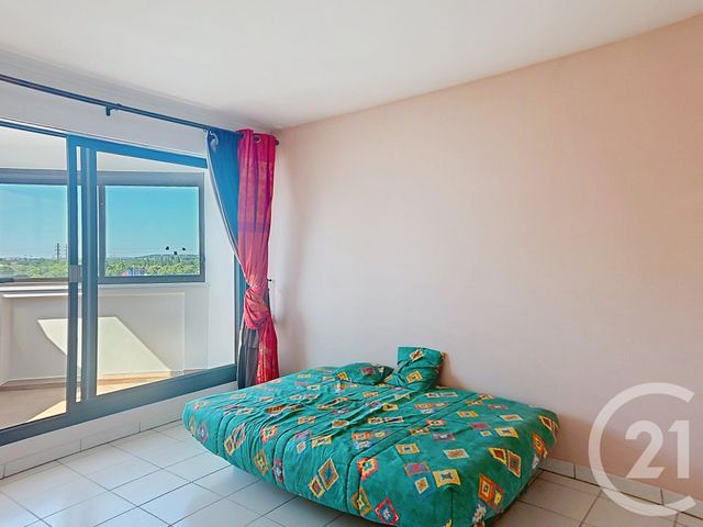 Appartement F3 à vendre - 3 pièces - 85.0 m2 - CRETEIL - 94 - ILE-DE-FRANCE - Century 21 Acv
