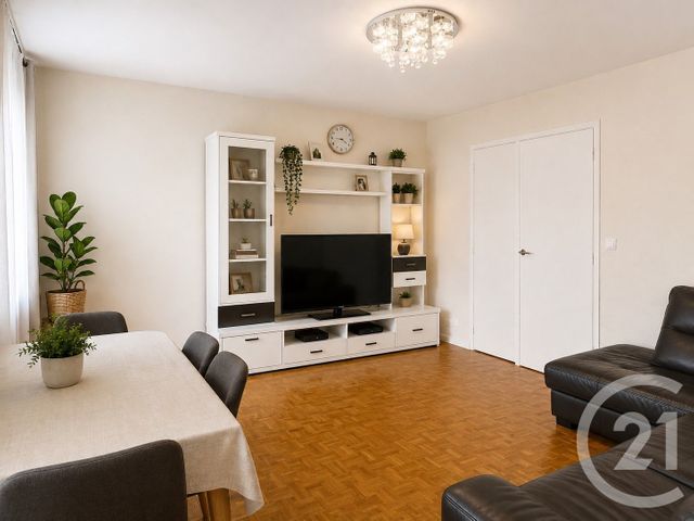 Appartement F4 à vendre - 4 pièces - 87.16 m2 - CRETEIL - 94 - ILE-DE-FRANCE - Century 21 Acv