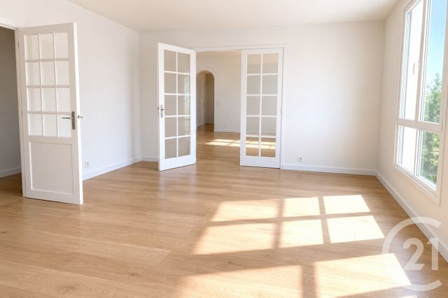Appartement à vendre - 5 pièces - 116.68 m2 - CRETEIL - 94 - ILE-DE-FRANCE - Century 21 Acv