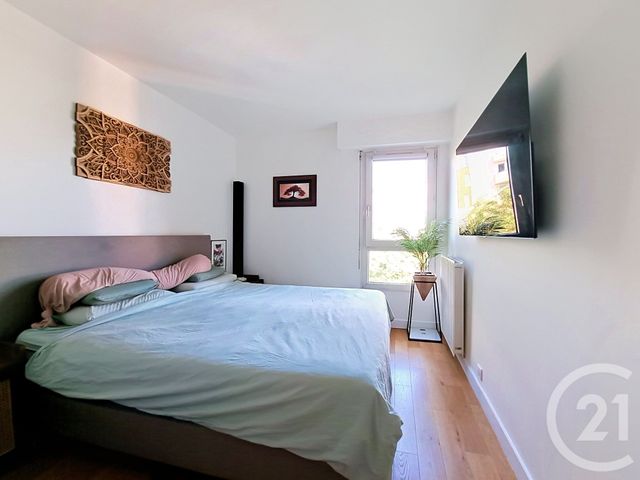 Appartement F4 à vendre - 4 pièces - 76.8 m2 - CRETEIL - 94 - ILE-DE-FRANCE - Century 21 Acv