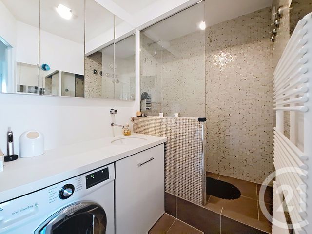 Appartement F4 à vendre - 4 pièces - 76.8 m2 - CRETEIL - 94 - ILE-DE-FRANCE - Century 21 Acv