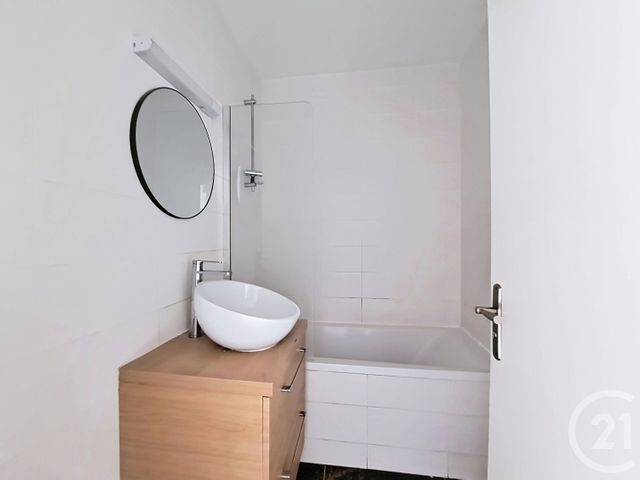 Appartement F4 à vendre - 4 pièces - 64.76 m2 - CRETEIL - 94 - ILE-DE-FRANCE - Century 21 Acv