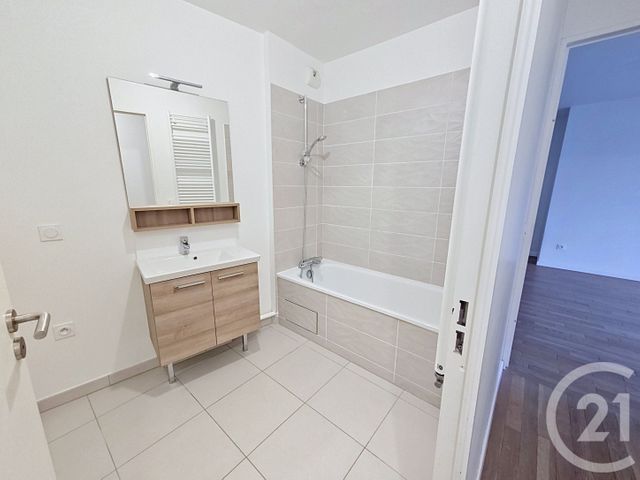 Appartement F4 à vendre - 4 pièces - 84.52 m2 - CRETEIL - 94 - ILE-DE-FRANCE - Century 21 Acv