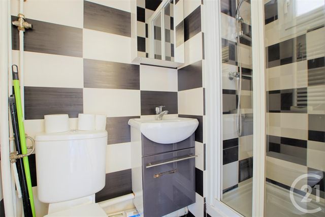 Appartement F1 à louer - 1 pièce - 21.08 m2 - CHOISY LE ROI - 94 - ILE-DE-FRANCE - Century 21 Acv