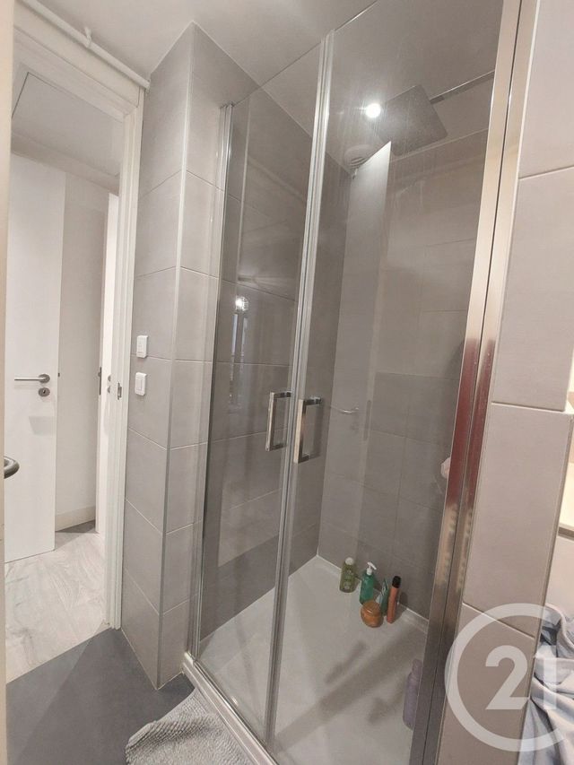 Appartement F2 à louer - 2 pièces - 37.0 m2 - CHOISY LE ROI - 94 - ILE-DE-FRANCE - Century 21 Acv