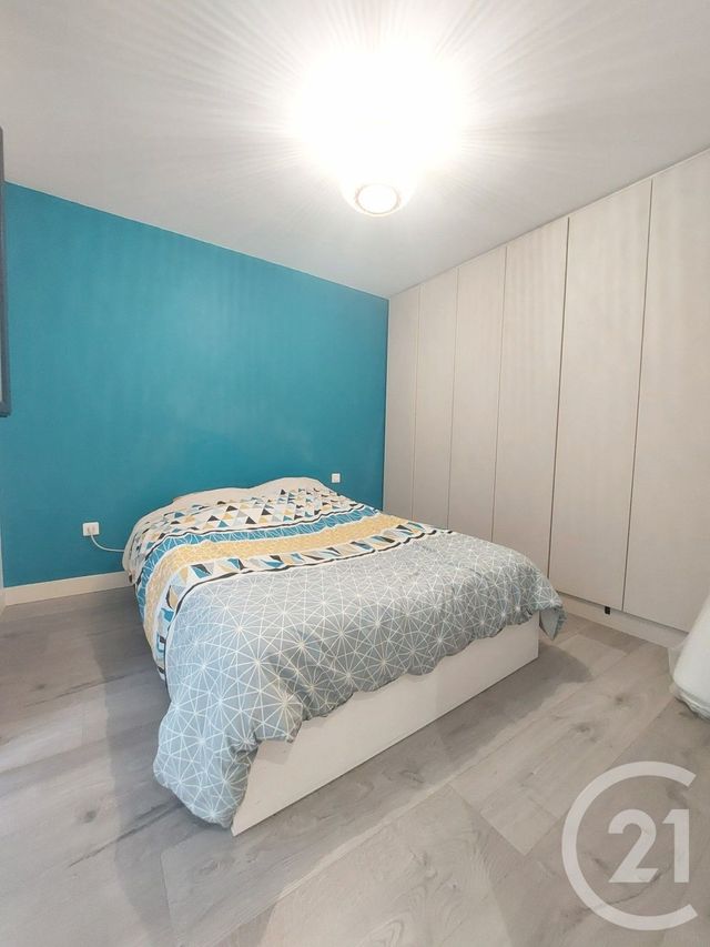 Appartement F2 à louer - 2 pièces - 37.0 m2 - CHOISY LE ROI - 94 - ILE-DE-FRANCE - Century 21 Acv