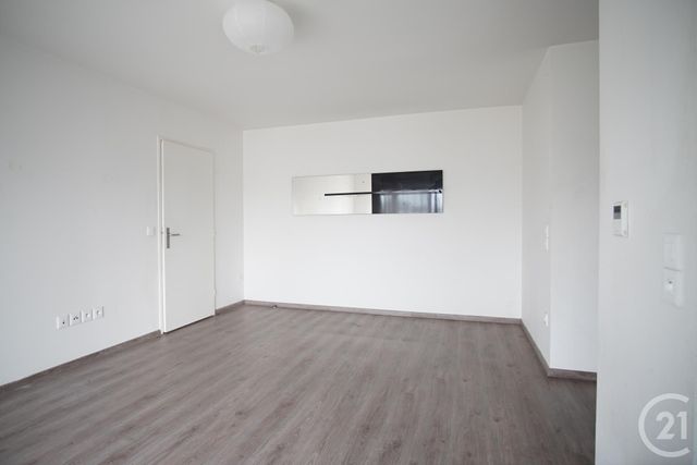 Appartement F2 à louer - 2 pièces - 48.03 m2 - CRETEIL - 94 - ILE-DE-FRANCE - Century 21 Acv