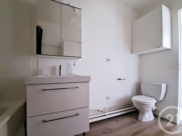 Appartement Studio à vendre - 1 pièce - 37.41 m2 - CRETEIL - 94 - ILE-DE-FRANCE - Century 21 Acv