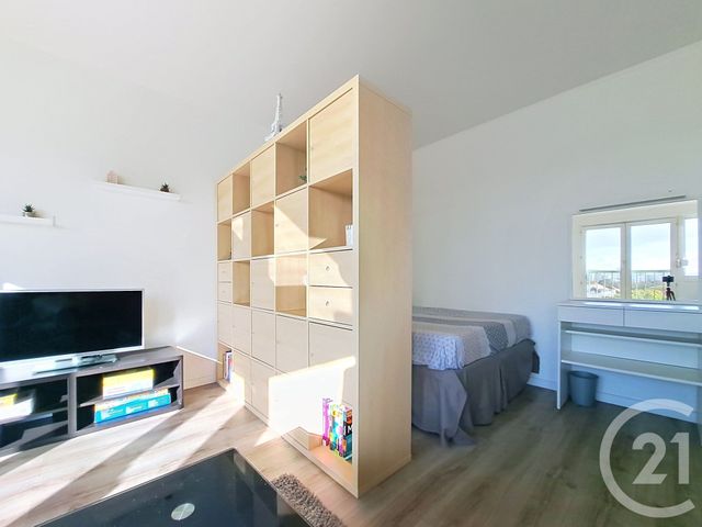 Appartement Studio à vendre - 1 pièce - 37.41 m2 - CRETEIL - 94 - ILE-DE-FRANCE - Century 21 Acv
